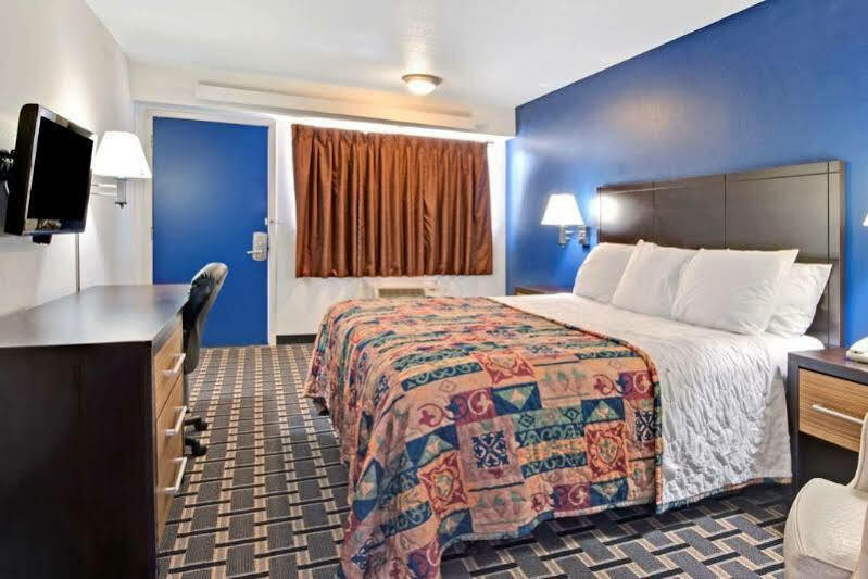 Dallas Love Field Inn Ngoại thất bức ảnh